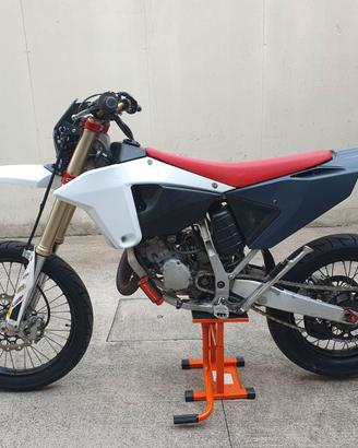 Fantic XE125 2T