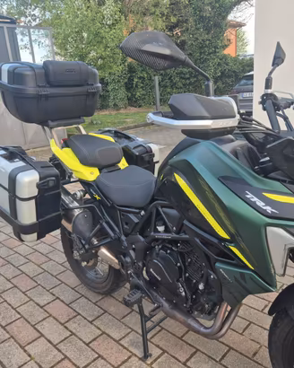 BENELLI 702 X – Tris valigie – €4.900