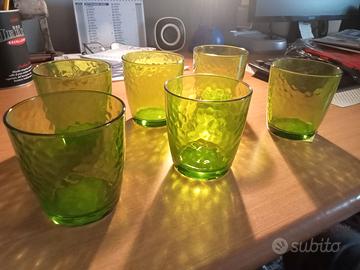 Bicchieri  Vetro temperato di colore verde DA 0,32