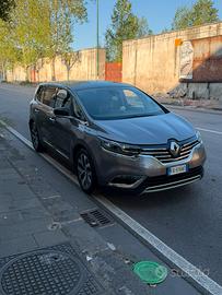 7 posti nella Renault espace