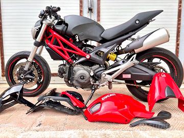 Ricambi Ducati Monster 696/796/1100 (2008–2014)