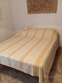letto matrimoniale con rete a doghe 