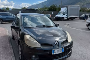Renualt clio anno 2007