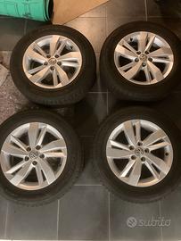 cerchi lega polo r15 + gomme Hankook estive 185 65