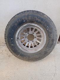 Ruote chiodate 235/75 R15