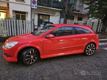 Auto Opel Astra H GTC 1.9 diesel 3 porte cupe 150c