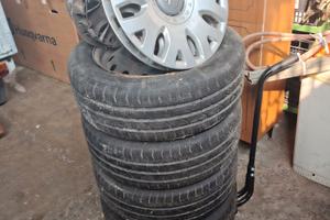 Gomme  con cerchi auto
