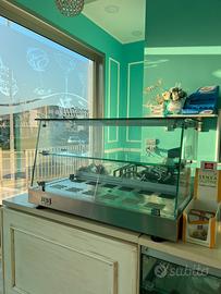 Vetrinetta riscaldata