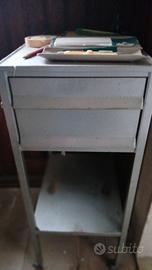 carrello cassettiera con ruote anni 70 in metallo 