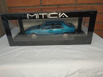 FIAT CROMA SCALA 1:18 