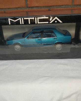 FIAT CROMA SCALA 1:18 