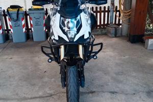 CFMOTO 650 MT