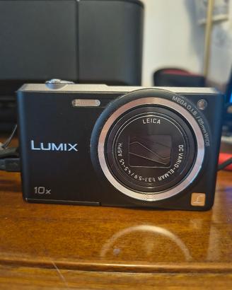 macchina fotografica LUMIX SZ3