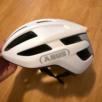 Casco Abus Powerdome