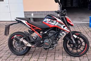 KTM duke 125