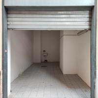 POMEZIA (RM) Via Silvio Pellico Magazzino e/o Box