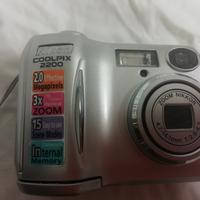 Fotocamera digitale "NIKON"