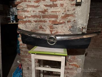 Maniglia portellone posteriore Opel insignia
