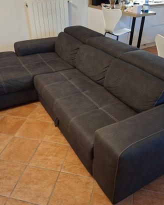 DIVANO LETTO CON PENISOLA