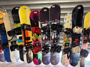 SNOWBOARD E SCARPONI USATI EX NOLEGGIO