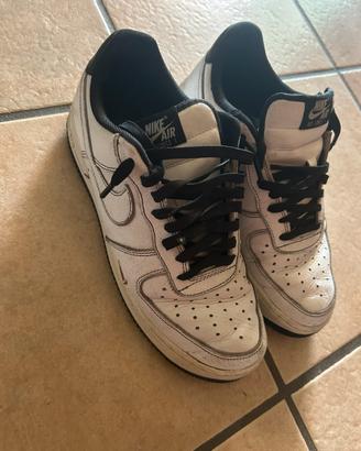 nike air force 1 bianche e nere taglia 44