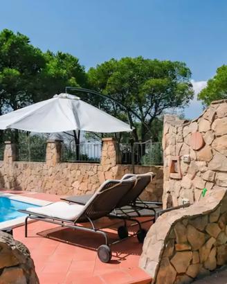 Last minute - Villa con piscina a Baia azzurra