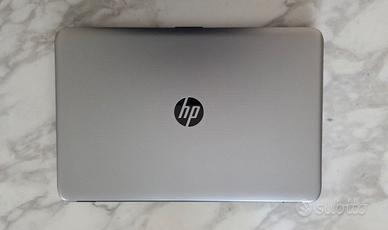 Notebook HP con 12 Gb di RAM e 1TB di Hard Disk