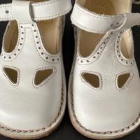 Scarpe eleganti bimbo
