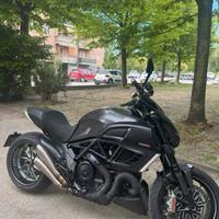 Ducati Diavel Carbon 1200