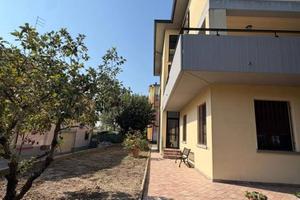 Appartamento di 160 m² con 4 locali a Parma
