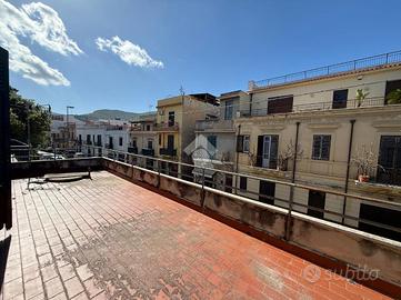 4 LOCALI A PALERMO
