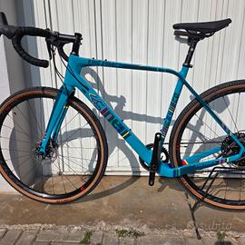 Gravel Cinelli in carbonio 