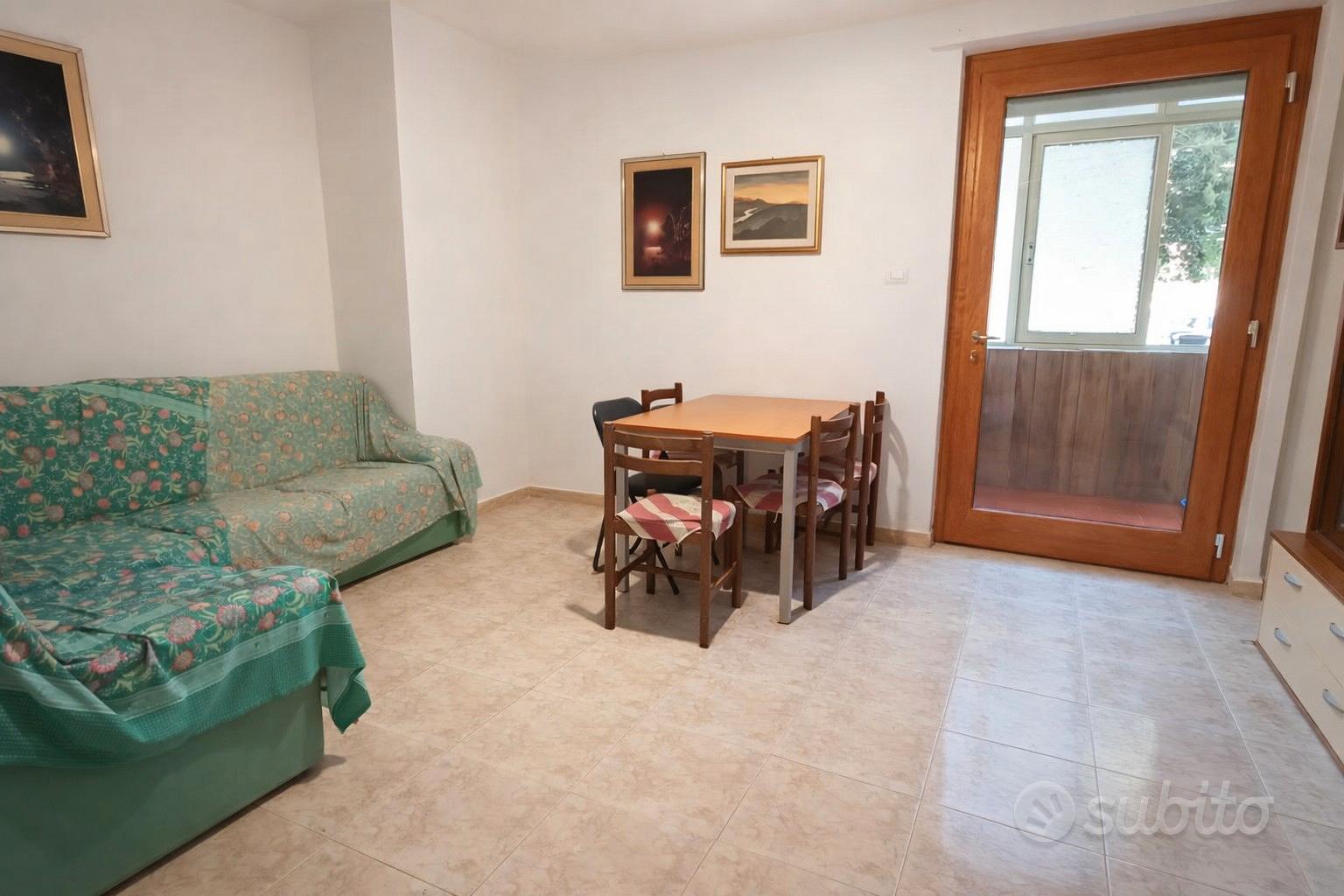 Apartment in Cagliari, Is Mirrionis - Vista 3