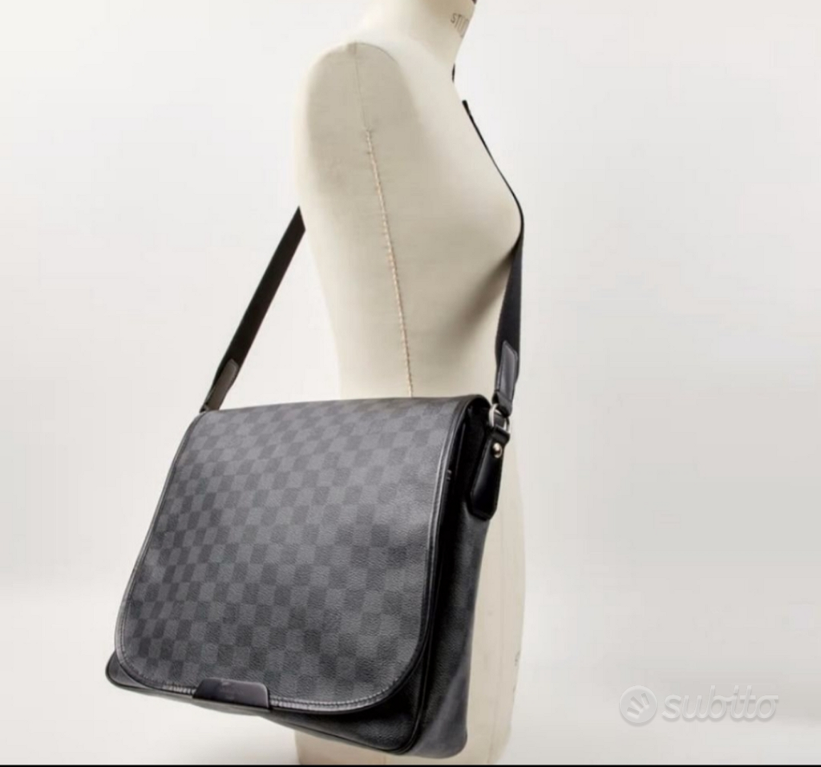 Louis Vuitton Borsa messenger piccola - Abbigliamento e Accessori In  vendita a Enna