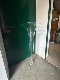 Vaso in vetro trasparente