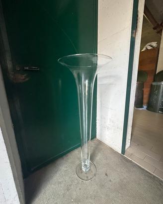 Vaso in vetro trasparente