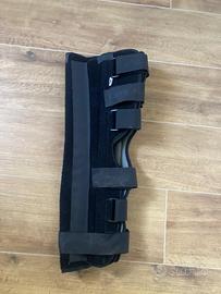 Ginocchiera ortopedica