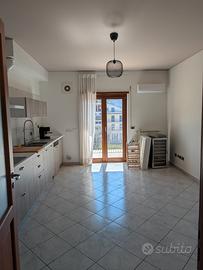 Appartamento su 2 livelli più garage. Leonforte
