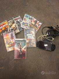 Sony PSP 1004 Fat + 5 Giochi + 2 Film UMD