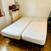 Due reti a doghe e materassi 80x220 cad