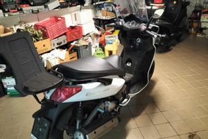 Scooter Sym citycom 300