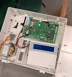 Centrale AmC x412 con Tastiera Kblue