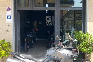 Suzuki V Strom DL 650 UNIPROPRIETARIO €2.999,00