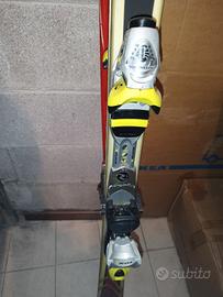 Sci Völki con attacchi Rossignol