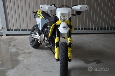 HUSQVARNA 701 SUPERMOTO