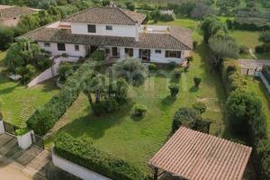 Villa Bifamiliare - Pula