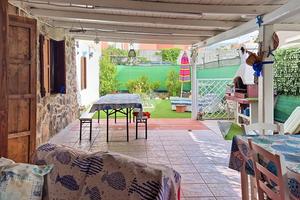 3 LOCALI A CASTELSARDO
