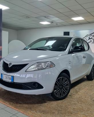 LANCIA YPSILON 1.2 BENZINA/GPL 69 CV 5p. GOLD