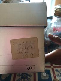 Scarpe nere “SOLO SOPRANI”