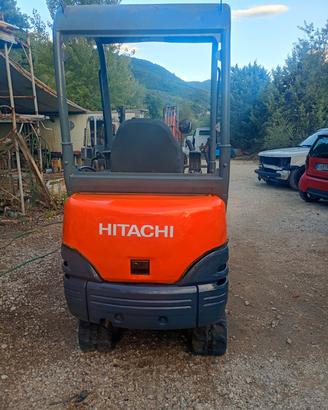 mini escavatore Hitachi 16 